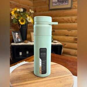 SAGE 25oz BRUMATE Touch Free Water Bottle - DISCONTINUED